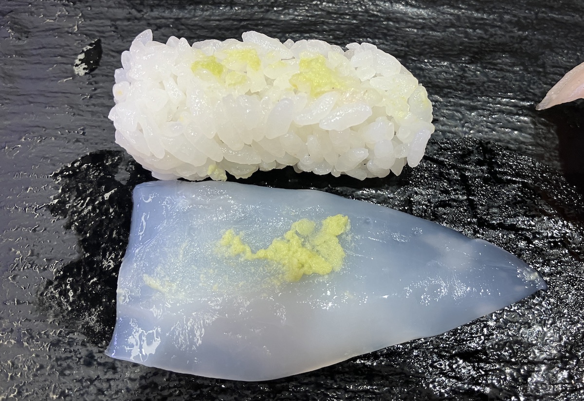 【松屋】寿司チェーン「すし松」、新宿にオープン！　979円ランチを食べてわかった「スシロー」のすごさの画像10